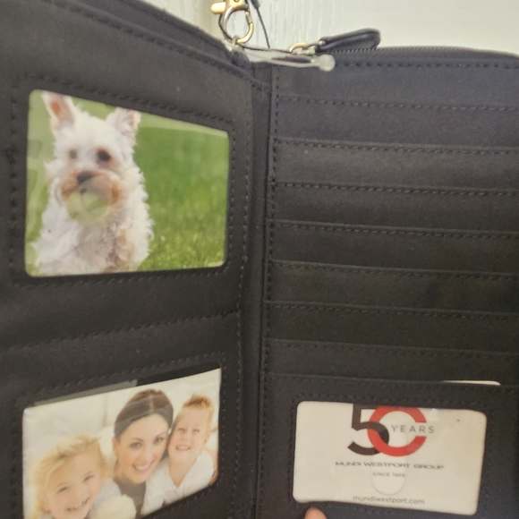 Wallet - Picture 3 of 3